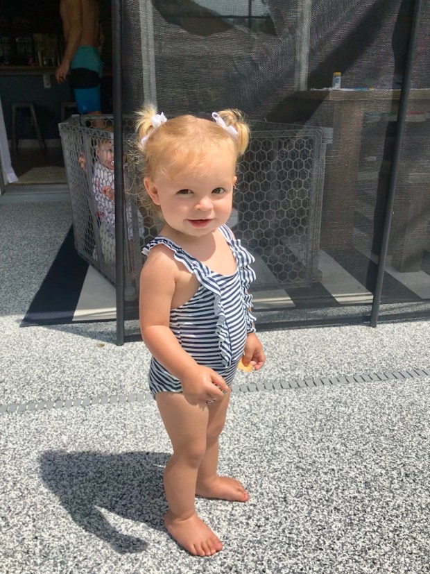 6285DBBE-CC9C-40B3-85F1-C03C66903305